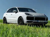 https://www.y8gamesx.com/game/porsche-cayenne-gts-slide
